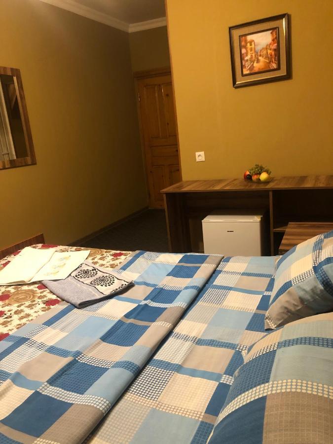 Hotel Nikea Paradiso Kutaisi Bagian luar foto