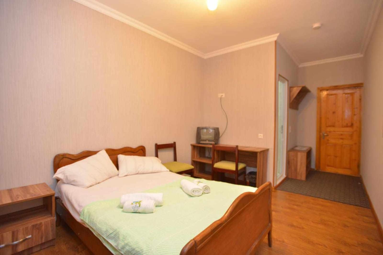 Hotel Nikea Paradiso Kutaisi Bagian luar foto