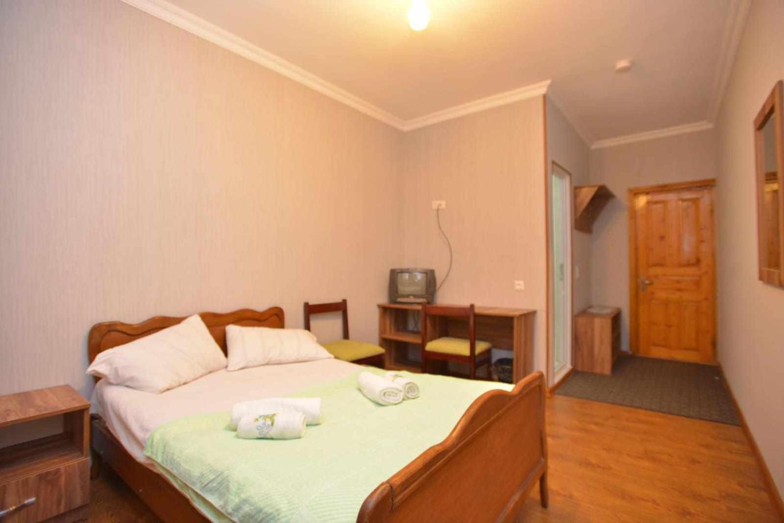 Hotel Nikea Paradiso Kutaisi Bagian luar foto