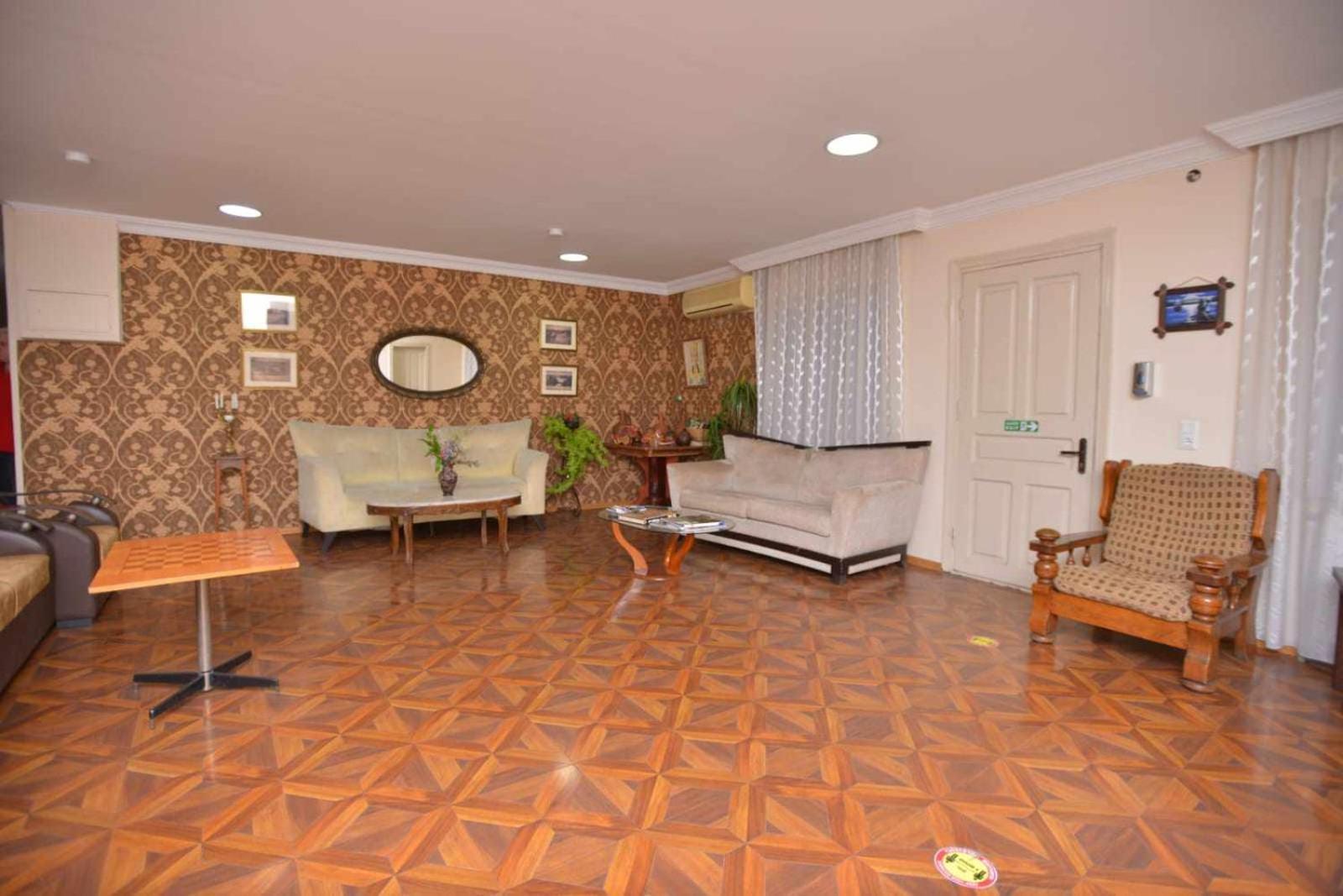 Hotel Nikea Paradiso Kutaisi Bagian luar foto